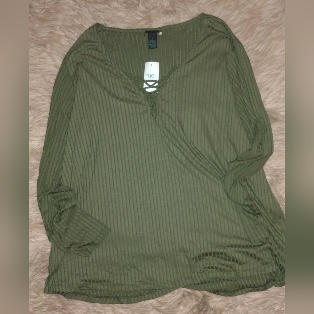 Rue21 green long sleeve shirt